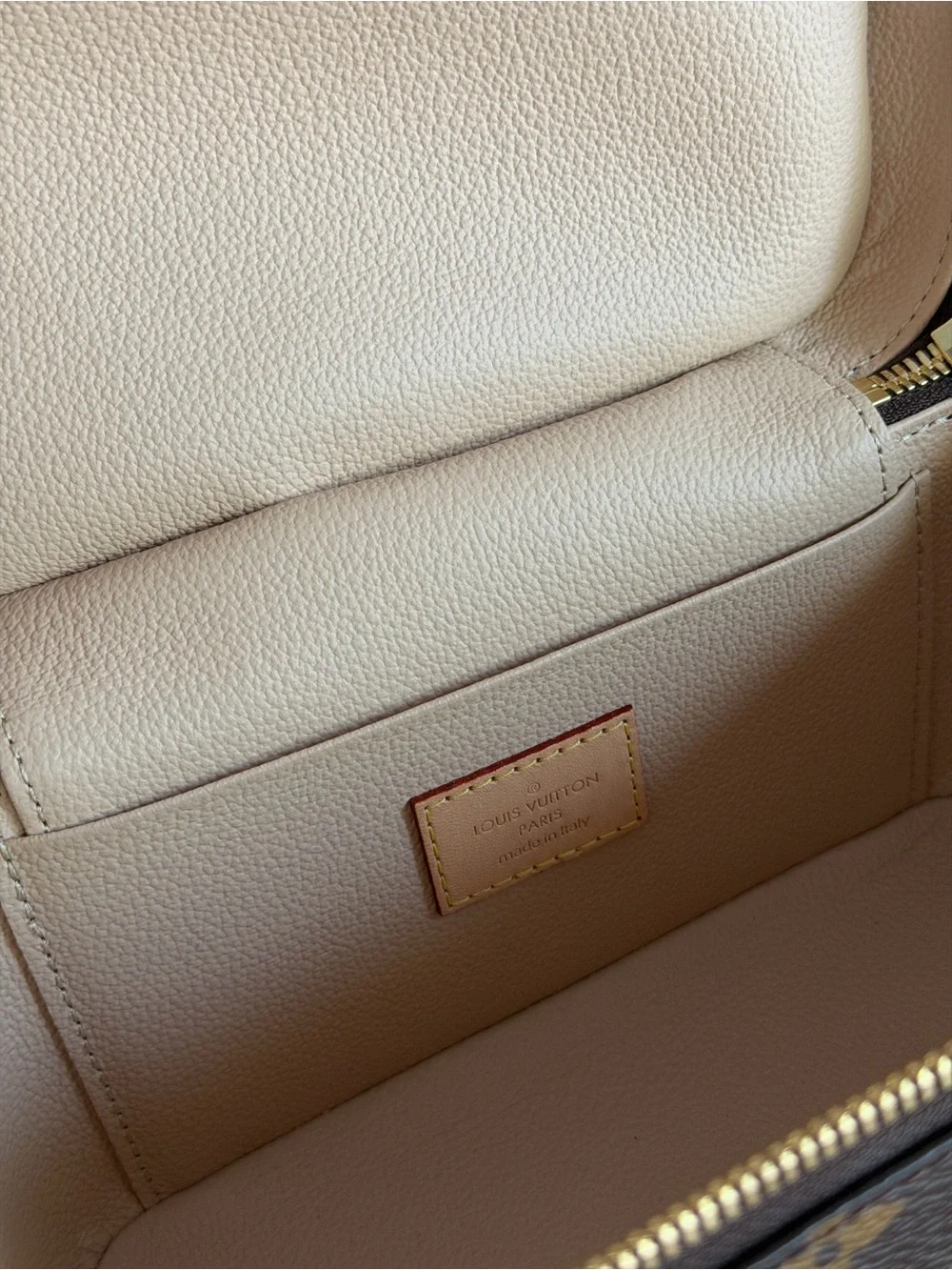 Louis Vuitton Nice Mini - Picture 6 of 7